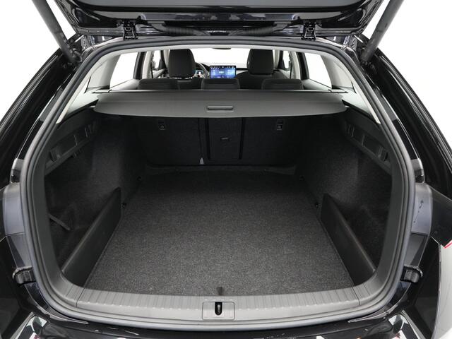 Skoda OCTAVIA Combi 1.5 TSI e-TEC MHEV 115 7DSG First Edition Automaat