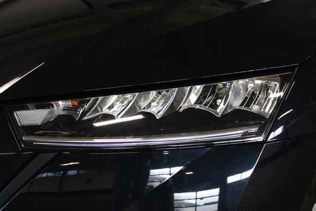 Skoda OCTAVIA Combi 1.0 TSI Sport Business | Incl. 12 maanden garantie | Cruise control | Climate control | Apple carplay/Android auto | Parkeersensoren | DAB radio | Navigatie |