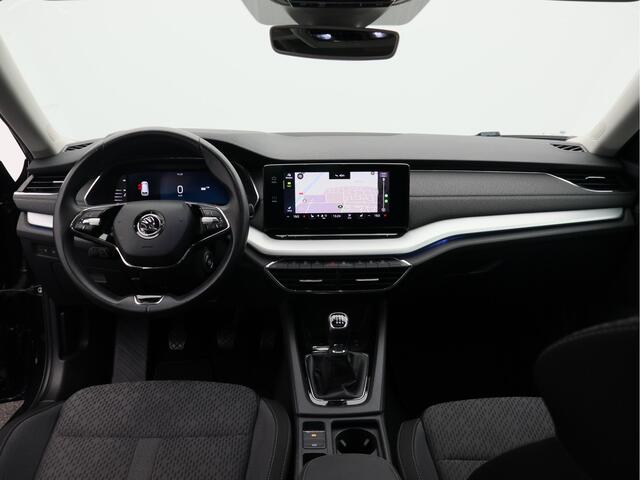 Skoda OCTAVIA Combi 1.5 TSI First Edition/ compleet/ zeer mooi!