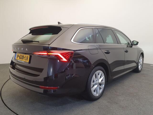 Skoda OCTAVIA Combi 1.0 TSI 110pk Business Edition Camera, Cruise control, Climatronic