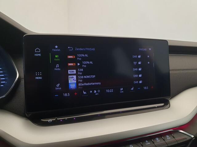 Skoda OCTAVIA Combi 1.0 TSI 110pk Business Edition Camera, Cruise control, Climatronic