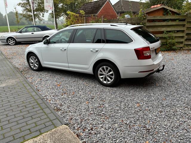 Skoda OCTAVIA 1.0 TSI Greentech Ambition Business