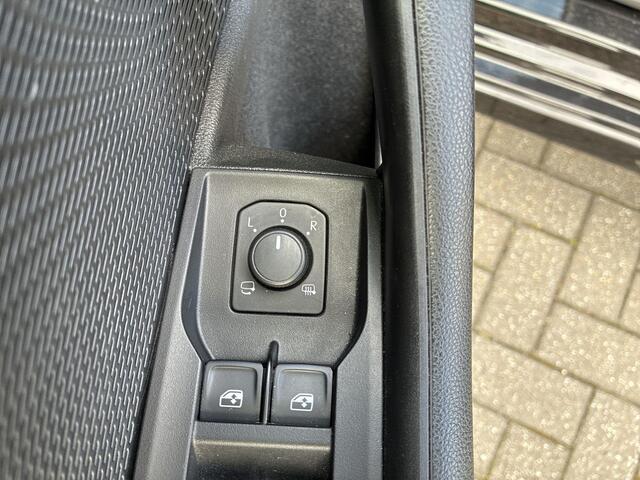 Skoda OCTAVIA Combi 1.5 TSI 115pk DSG MHEV Business Edition Plus · Camera · Inklap. Trekhaak · Keyless · Elek. Achterklep · Apple/Android Car Play · ACC · Garantie t/m 29-09-2028 of 100.000km