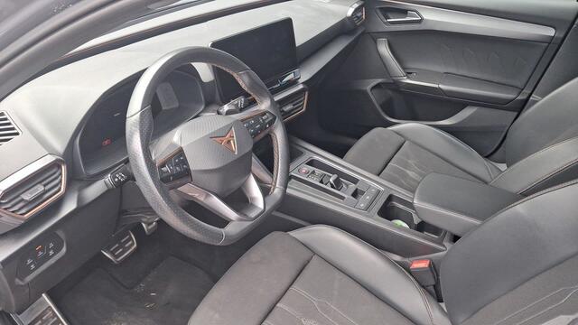 Skoda OCTAVIA Combi 1.4 TSI iV 204pk PHEV Business Edition DSG / Navigatie / Voorruit verwarming / Camera