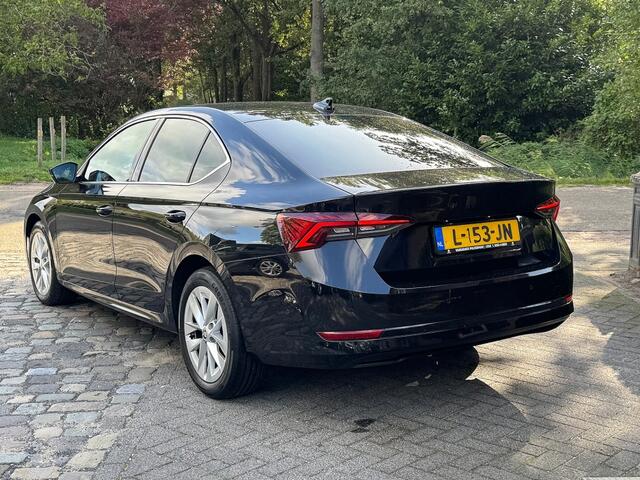 Skoda OCTAVIA 1.0 TSI Bns Edition Plus ecc,1/2leer,digidash,lmv,navi,pdc,chroom