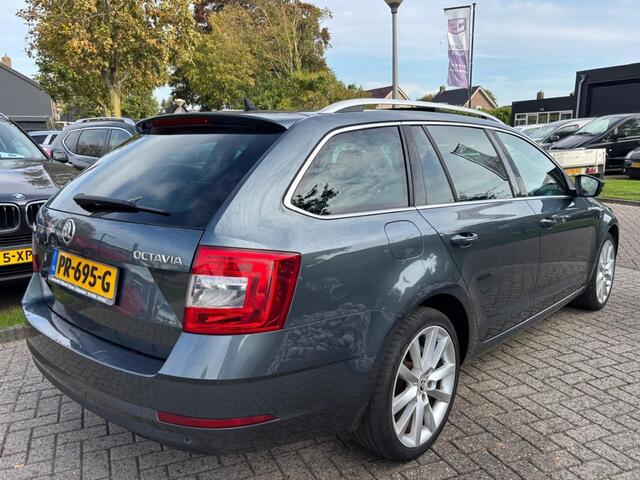 Skoda OCTAVIA 1.0 TSI 2017 Panoramadak Automaat