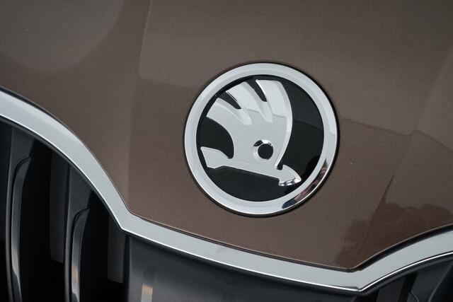 Skoda OCTAVIA Combi 1.0 TSI Greentech Ambition Business