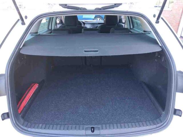 Skoda OCTAVIA Combi 1.4 TSI iV 204pk PHEV Business Edition / Trekhaak / Smart Link / Camera / Massage