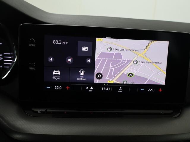 Skoda OCTAVIA Combi 1.5 e-TSI Business Edition | 150 PK | Automaat | Trekhaak | Navigatiesysteem Columbus | El. achterklep |