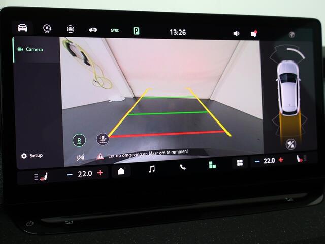 Skoda OCTAVIA Combi First Edition 1.5 TSI 115 pk DSG | Automaat | El. achterklep | Navigatie | 17'' Lichtmetalen velgen |