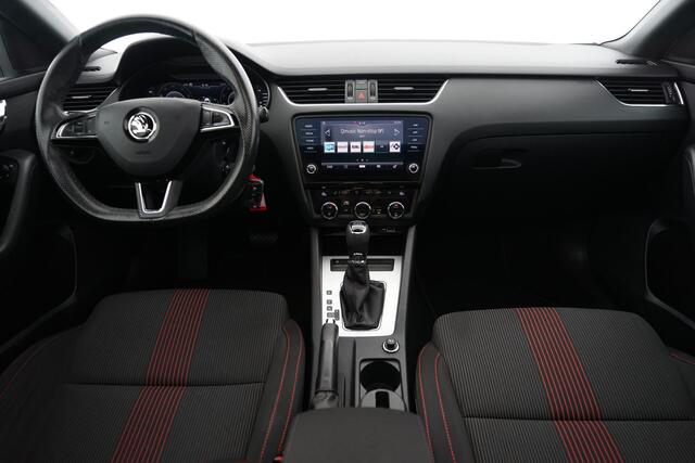 Skoda OCTAVIA Combi 1.5 TSI Greentech Sport Business