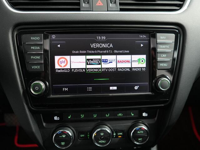 Skoda OCTAVIA 1.4 TSI Greentech Style Businessline | Pano | Camera | Canton | Trekhaak | Carplay |