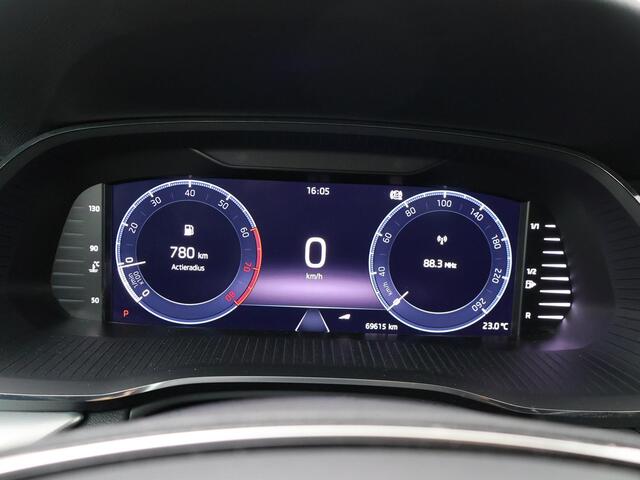 Skoda OCTAVIA Combi 1.0 e-TSI Business Edition Plus | 110 PK | Automaat | Trekhaak | Navigatiesysteem |