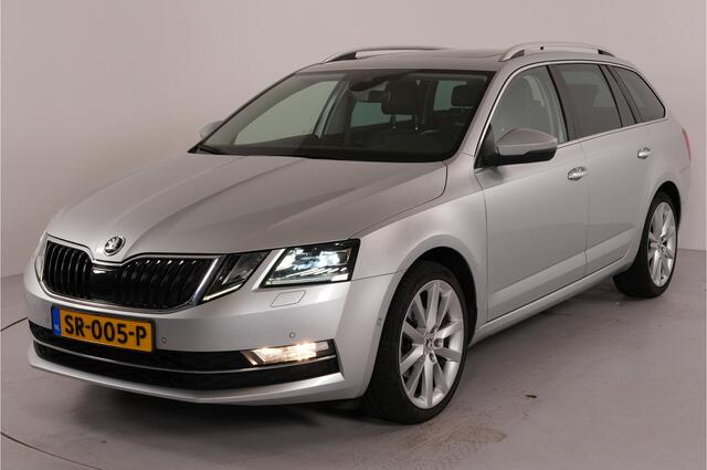 Skoda OCTAVIA Combi 1.5 TSI Greentech Style | Trekhaak | Panorama | Leder | Lane | Adapief | Led