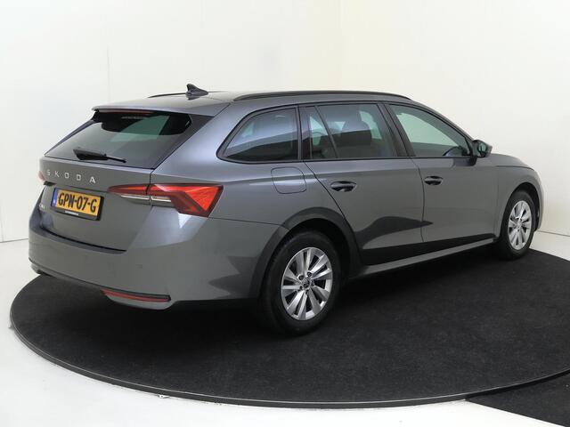 Skoda OCTAVIA Combi 1.5 TSI Selection