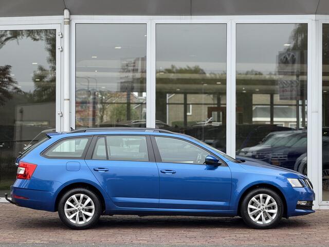 Skoda OCTAVIA Combi 1.0 TSI Greentech Business Edition | Trekhaak | Cruise | Apple CarPlay