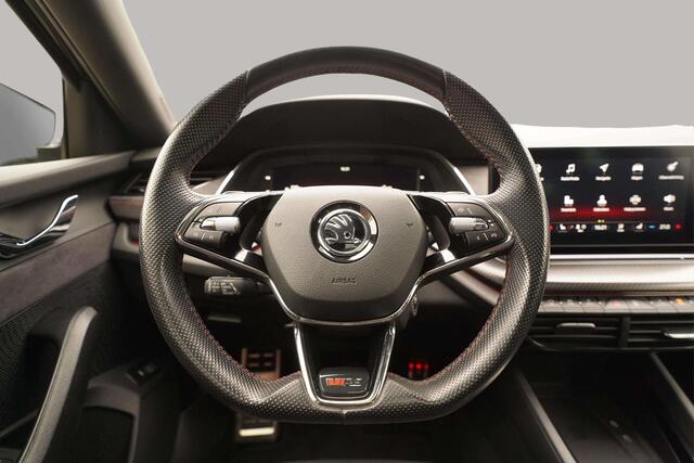 Skoda OCTAVIA Combi 2.0 TSI RS 245 Business | Pano | Trekhaak