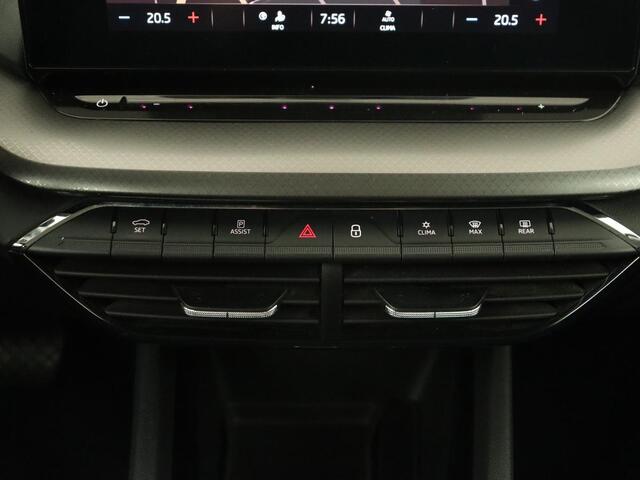 Skoda OCTAVIA 1.0 e-TSI Business Edition | Trekhaak | Adaptive cruise | Carplay | Navigatie | Stuurverwarming | Parkeerhulp | Digital Cockpit | Full LED