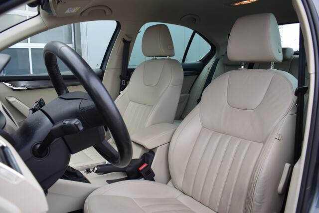 Skoda OCTAVIA 1.0 TSI Greentech Style Business | Automaat | CarPlay | Leer | Stoelverw.