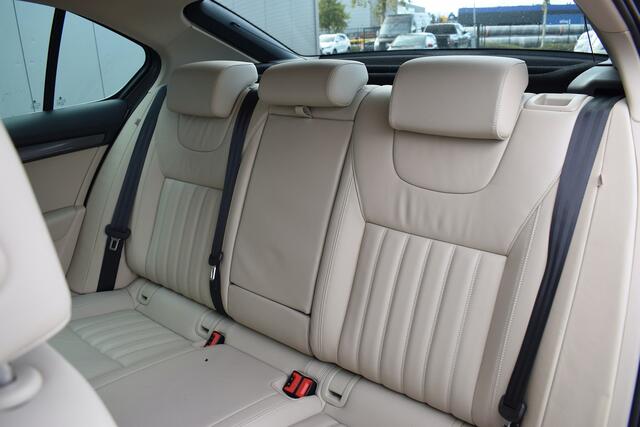 Skoda OCTAVIA 1.0 TSI Greentech Style Business | Automaat | CarPlay | Leer | Stoelverw.