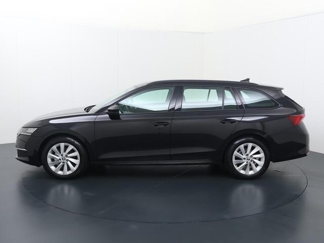 Skoda OCTAVIA Combi 1.5 TSI MHEV Business Edition | 115 PK | Automaat | Multifunctioneel stuurwiel | Adaptive Cruisecontrol | Achteruitrij camera |