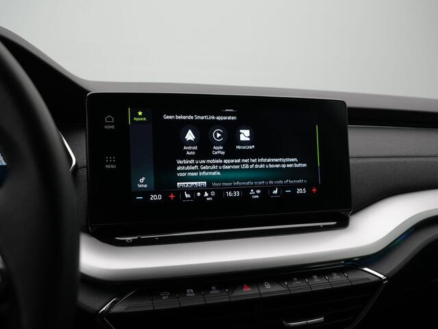 Skoda OCTAVIA Combi 1.5 e-TSI 150 pk DSG Business Edition Plus | Trekhaak | Stoelverwarming | Navigatie | Parkeersensoren voor/achter |