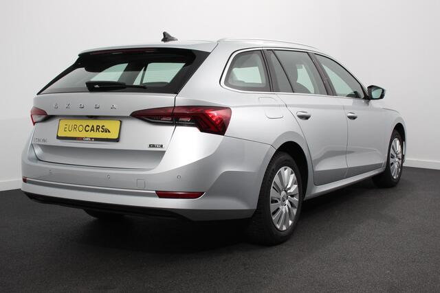 Skoda OCTAVIA Combi 1.0 e-TSI 110pk MHEV DSG Style | Navigatie | Apple Carplay/Android Auto | Parkeersensor achter | Camera | Adaptive Cruise Control | Stoelverwarming | Ledverlichting | Climate Control