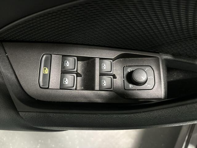 Skoda OCTAVIA Combi 1.0 TSI 110pk Business Edition · Apple/Android Car Play · Navigatie · P-Sensoren · Elek. Achterklep · 16'' Inch · Garantie t/m 27-09-2027 of 100.000km