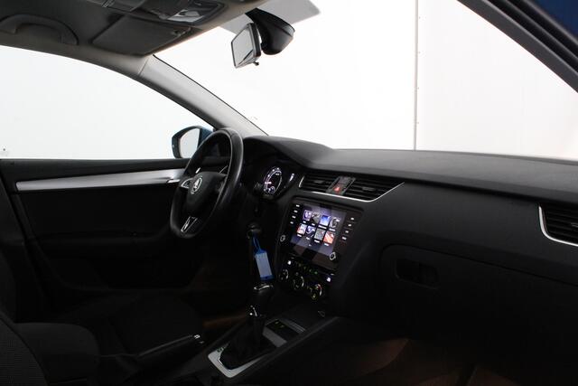 Skoda OCTAVIA Combi 1.0 TSI Greentech Ambition > Automaat/trekhaak/cruise control...