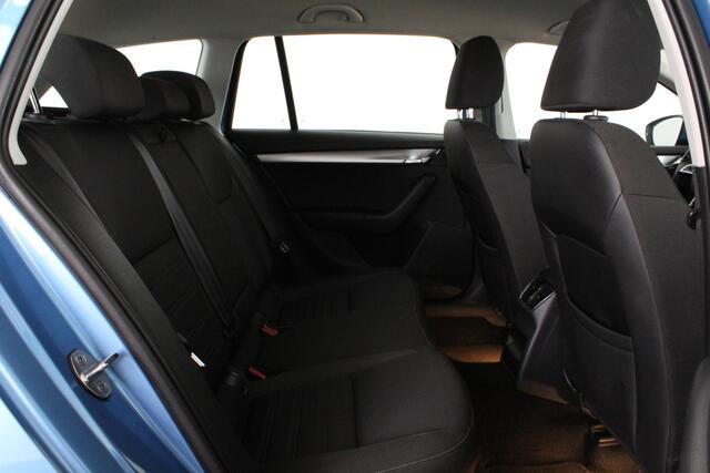 Skoda OCTAVIA Combi 1.0 TSI Greentech Ambition > Automaat/trekhaak/cruise control...