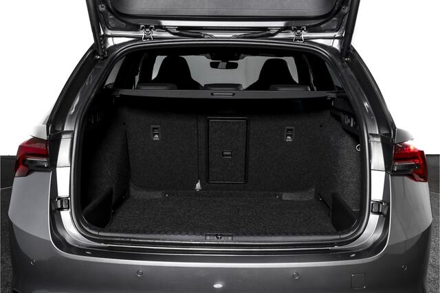 Skoda OCTAVIA Combi 1.5 TSI MHEV 150 PK Sportline Tour | Dig. Cockpit | Elek. Trekhaak | Adapt. Cruise | Winterpakket | Camera | NAV + App. Connect | ECC | Elek. Klep | DAB | LM 18" | 7129