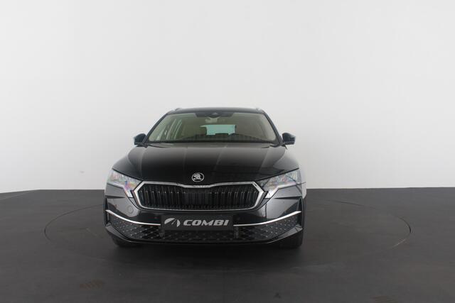 Skoda OCTAVIA Combi 1.5 TSI MHEV Business Edition Plus Trekhaak/Camera/Adapt. Cruise...