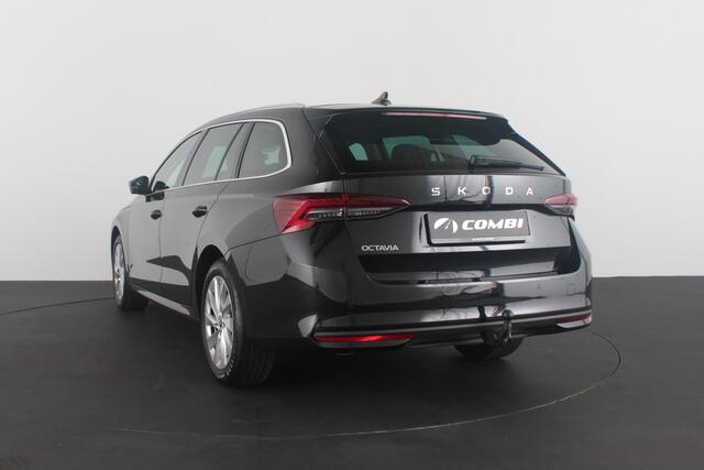 Skoda OCTAVIA Combi 1.5 TSI MHEV Business Edition Plus Trekhaak/Camera/Adapt. Cruise...