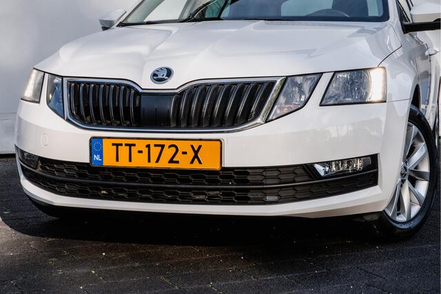 Skoda OCTAVIA Combi 1.0 TSI Aut.7 Ambition Business Trekhaak/ Full map navigatie/ Cruise control/ Pdc/ Carplay