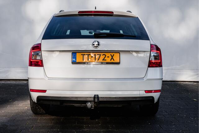 Skoda OCTAVIA Combi 1.0 TSI Aut.7 Ambition Business Trekhaak/ Full map navigatie/ Cruise control/ Pdc/ Carplay