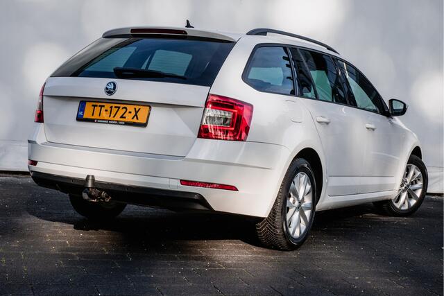 Skoda OCTAVIA Combi 1.0 TSI Aut.7 Ambition Business Trekhaak/ Full map navigatie/ Cruise control/ Pdc/ Carplay