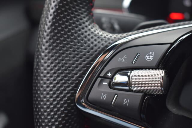 Skoda OCTAVIA Combi 1.4 TSI RS iV PHEV Business Navigatie | Canton-Audio | Stuur/Stoelverwarming | Elektrische achterklep | 12 mnd BOVAG garantie | Whatsapp 06-53188999