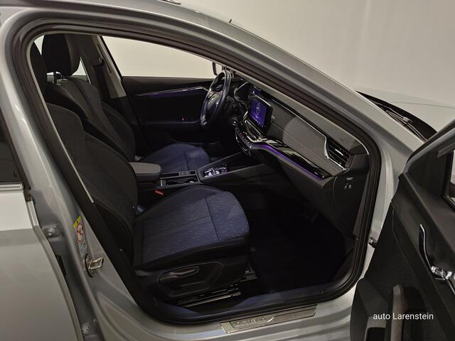 Skoda OCTAVIA Combi 1.5 e-TSI 150pk Style Business Edition Plus DSG7 110kw Carplay / Navi / Elektr.A.Klep / A.Camera