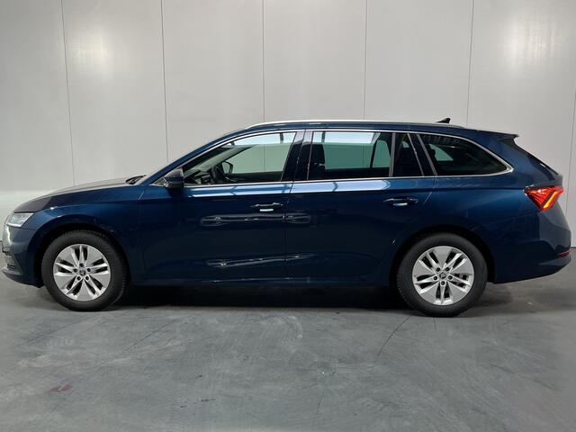 Skoda OCTAVIA Combi 1.0 e-TSI Business Edition / AUTOMAAT/ GARANTIE TM 10-2027/ LED/ BLUETOOTH/ SMART LINK/ NAVI/ SFEERVERLICHT/ STOELVERWARMING/ PARK. SENS/