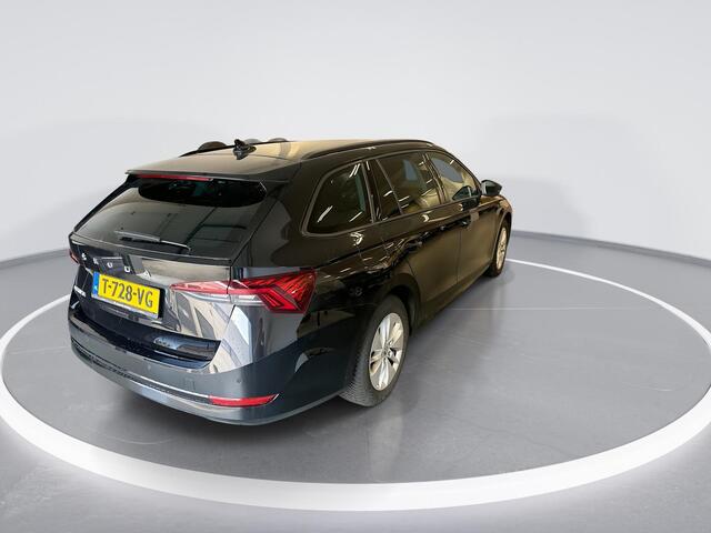 Skoda OCTAVIA Combi 1.0 TSI 110pk Business Edition · Apple/Android Car Play · Navigatie · Elek. Achterklep · P-Sensoren · Cruise Control · 16'' Inch · Garantie t/m 25-09-2027 of 100.000km