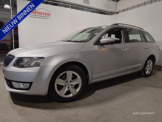 Skoda OCTAVIA Combi TSI 116pk Greentech Ambition Style Business 85kw Navi / Cruise C./ Clima / PDC DAB / WiFi