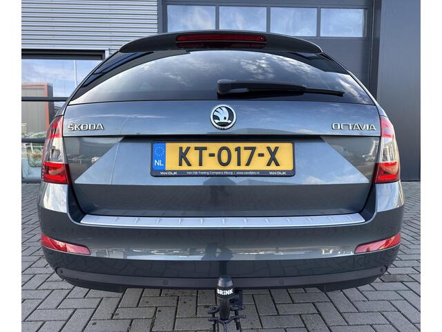 Skoda OCTAVIA Combi 1.0 TSI Gr. Style Business ?Bi-Xenon ?Navigatie Full Map ?Climate ?Canton Sound ?Cruise ?Stoelverwarming ?Parkeersensoren ?Lichtmetaal ?Trekhaak