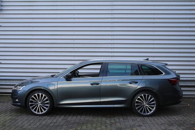 Skoda OCTAVIA Combi 1.4 TSI 204pk iV PHEV Business Edition Plus Clima Cruise Navi Camera HUD 19"LMV El. Klep