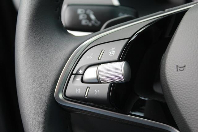 Skoda OCTAVIA 1.5 e-TSI | Carplay | Camera | Trekhaak |