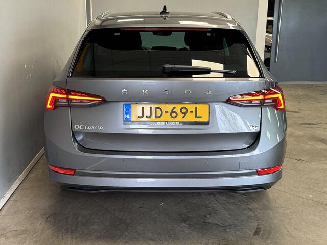 Skoda OCTAVIA Combi 1.4 Stoelverwarming/Parkeersensoren/Trekhaak Voorbereid