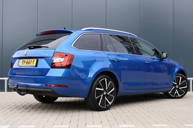Skoda OCTAVIA Combi 1.0 TSI Greentech Style Business Automaat | Camera | Leer / Alcantara | Stoelverwarming | Trekhaak | 18 Inch | Adaptieve Cruise Control | Canton