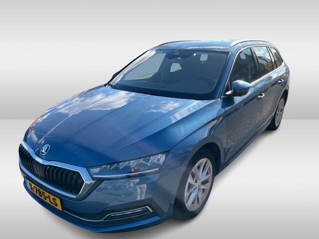 Skoda OCTAVIA Combi 1.0 e-TSI Business Edition Plus DSG Automaat Navigatie / Parkeersensoren / Trekhaak / El. A-Klep / Stoelverwarming / Camera