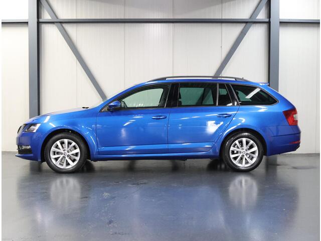 Skoda OCTAVIA 150PK TSI Business Edition | 1ste eigenaar | AUTOMAAT | AppleCarPlay/AndroidAuto | Armsteun | Camera | Cruise Control | Navigatie | Stoelverwarming | Privacy Glass | Climate Control | Isofix | Trekhaak |