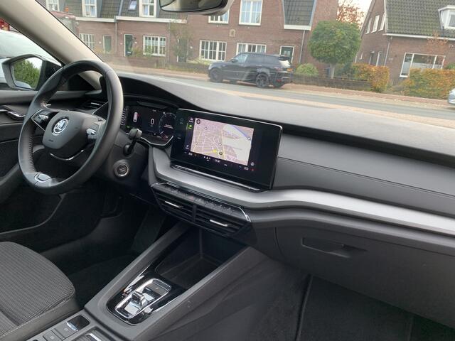 Skoda OCTAVIA Combi PHEV aut., Pano | 17inch | Digi cockpit