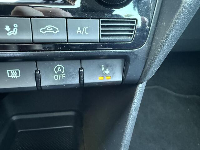 Skoda RAPID Spaceback 1.0 TSI AUTOMAAT CRUISE STOELVERW. PANO